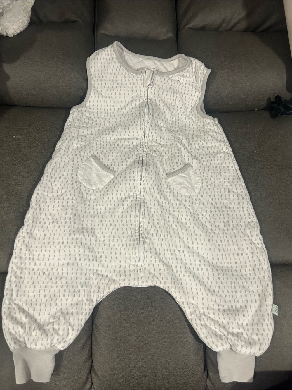 White Sleeveless Baby Sleep Sack with Small Gray Dash Pattern